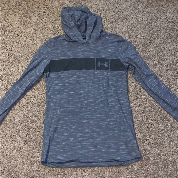 under armour shirt with hood off 62 